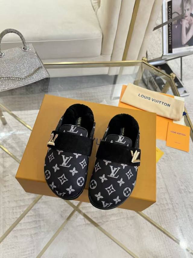 L Louis Vuitton 2025 Autumn/Winter New Fleece Slippers Series Original details,