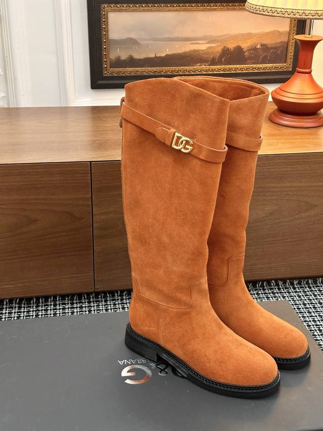 Autumn/Winter New Classic Slip-on Riding Boots Major luxury brands have started