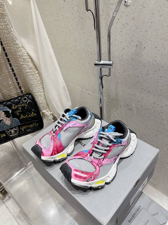 Couple Style Balenciaga Latest Stapler-Style Dad Shoes. These shoes can be summa