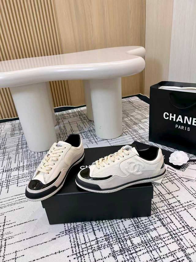 Top-tier version Chanel 2025 Autumn Collection Boutique Top-tier Double C Casual