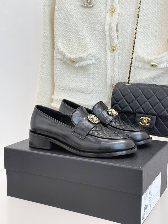 Factory Price P Half-Slip-On Loafers Chanel*