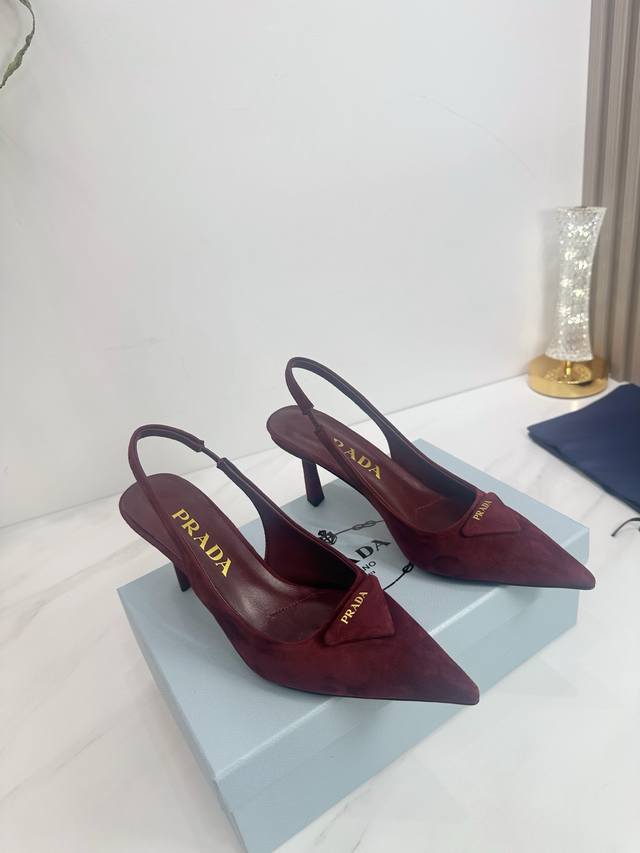 Factory Direct Release 2025 Sss: Prada's latest long and short boots, sandals, s