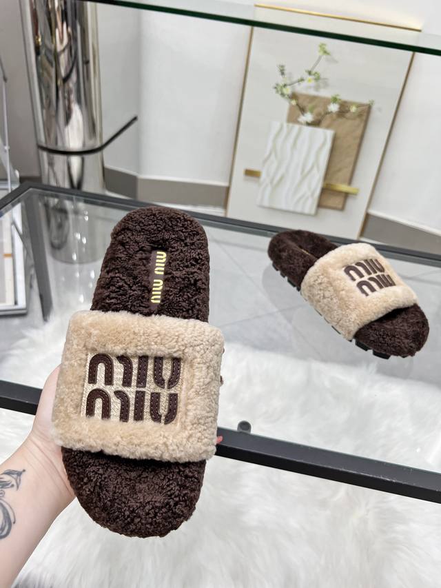 Factory Price: Miu Miu 2025 Autumn/Winter New Embroidered Wool Slippers - 1:1 Or