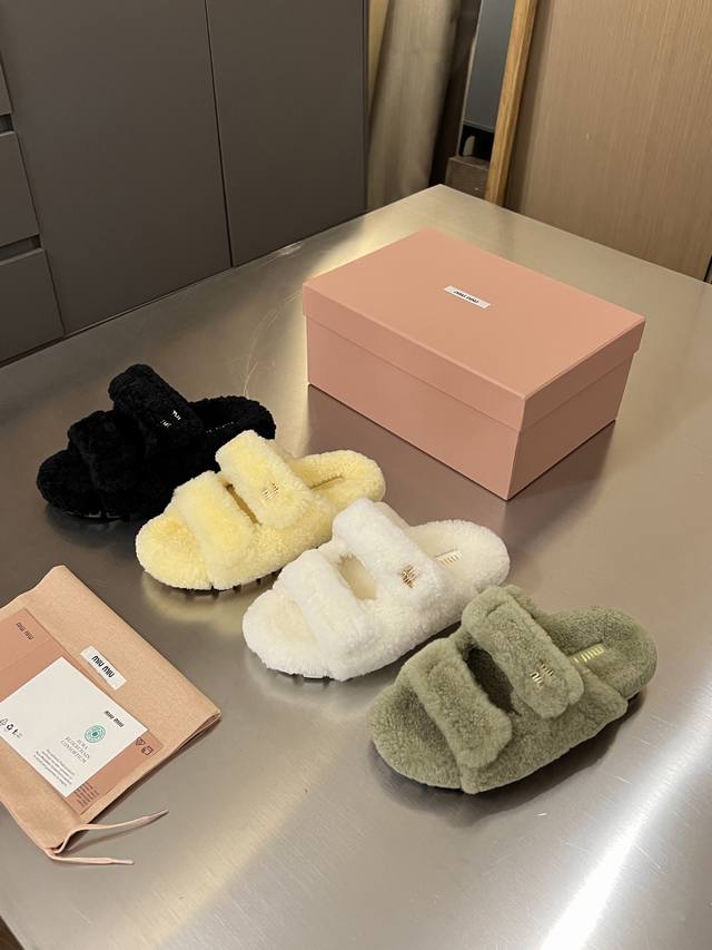 Factory Price: Miu Miu 2025 Autumn/Winter New Fashionable One-Strap Velcro Flat