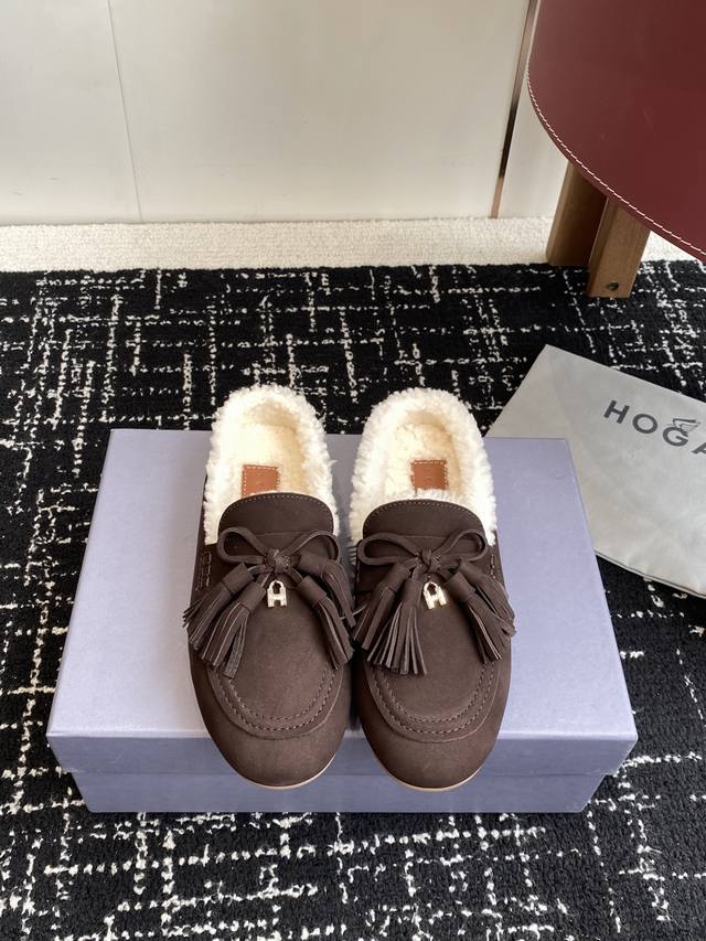 High-quality (retailer quality). Hogan shoes are one of the most frequently worn