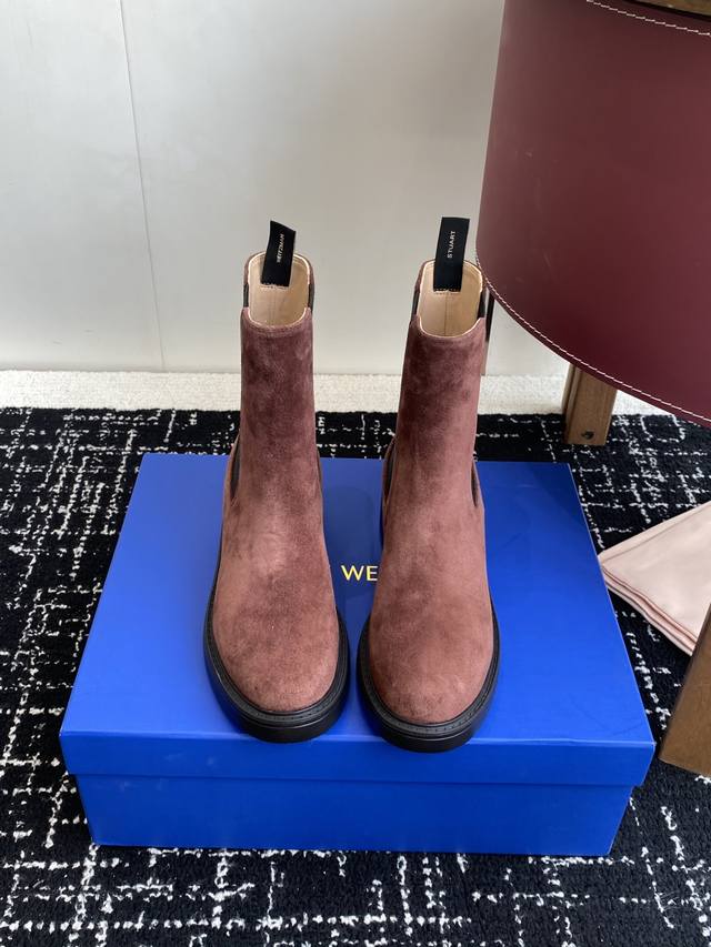 High-quality sheepskin leather, 340 RMB. Stuart Weitzman Fall/Winter new ankle b