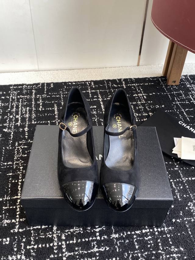 High-quality Chanel 25Ss Spring/Summer collection Mary Jane shoes with large pea