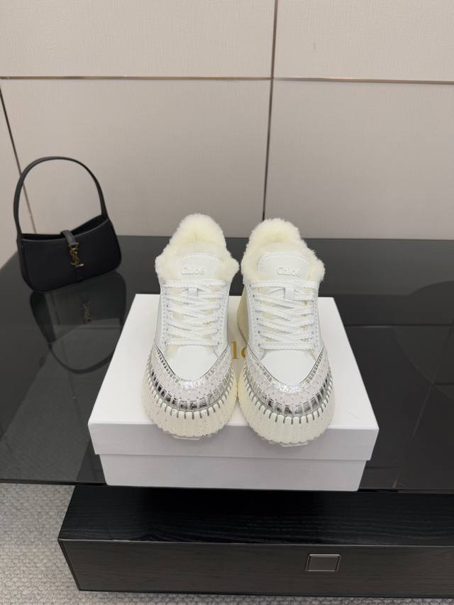 Chloe's latest sewn-on pattern, original private mold, high-density foam sole, G