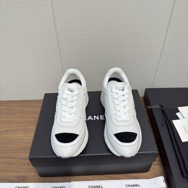 Chanel 25K New Panda Casual Sneakers Thick Sole Top Version Thick Sole 4cm 6cm T