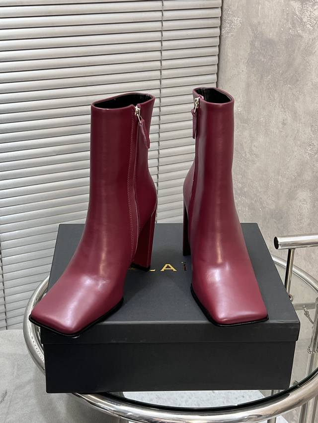Factory Direct Alaia New Square Toe Chunky Heel Ankle Boots! Full of sophisticat