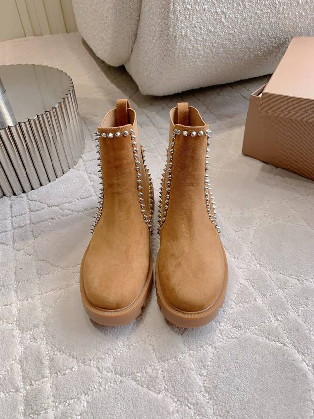 Smooth Rivet Christian Loubouti New Chelsea Platform Ankle Boots - Super Slimmin