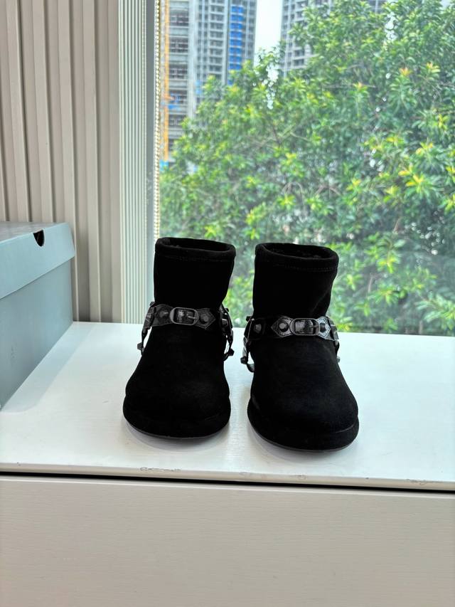 Top-tier factory version, original replica, developed by a proxy buyer. Balencia