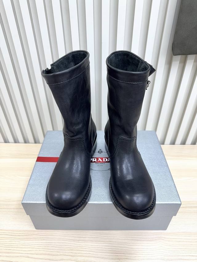 Top-tier factory version Prada 25 latest riding boots! A hot-selling series embo