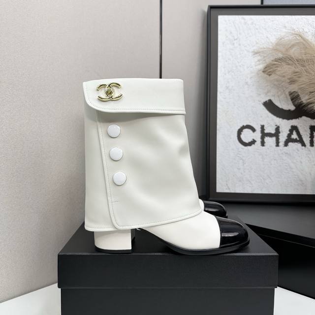 2025 Chanel Ankle Boots, a must-have item for this fall/winter season!! Chanel's