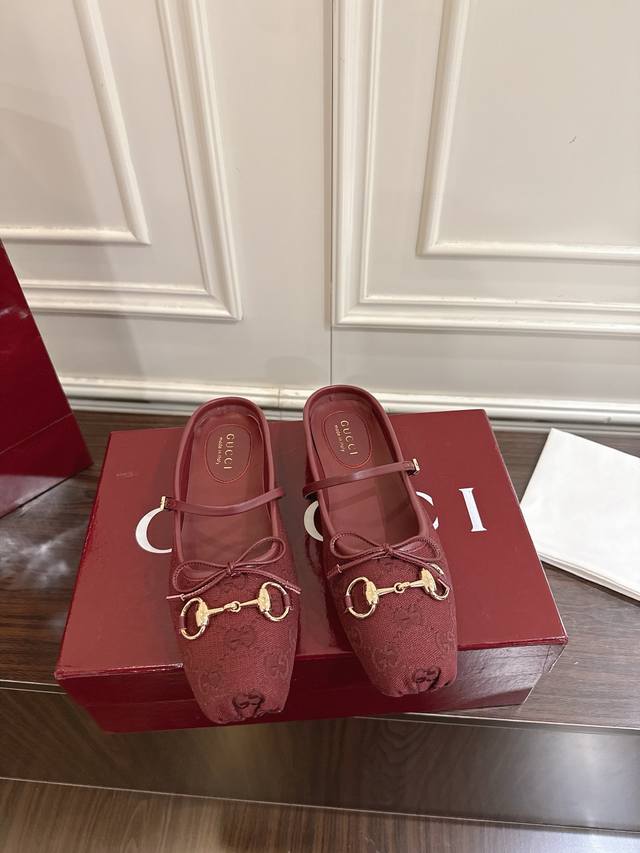Gucci Horsebit Women's Mules (Ddd, Fall/Winter 2025 Collection). These horsebit