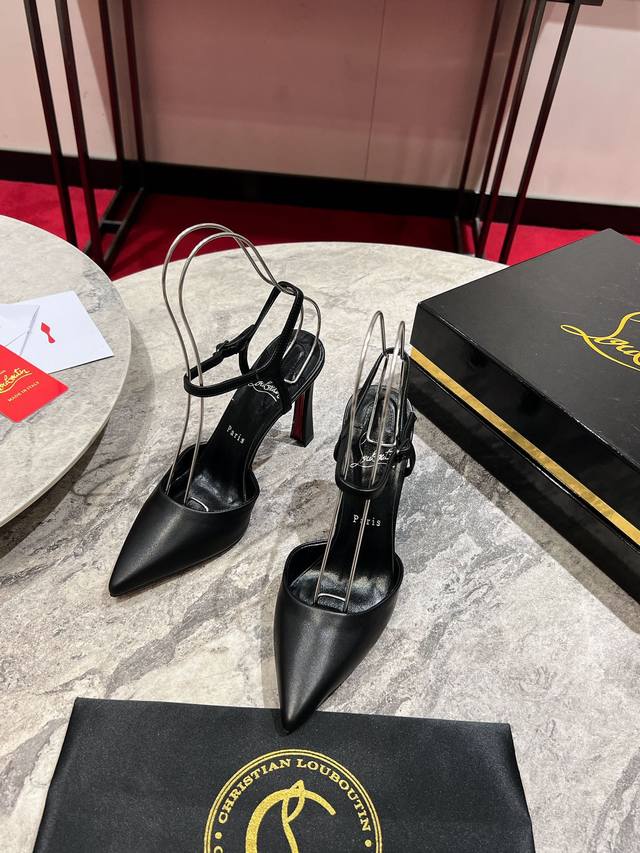 Banana Heel Open Back Sandals W. Custom Made, No Returns or Exchanges The pointe