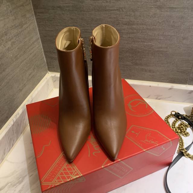 Premium Brown Leather Boots, Custom Made, No Returns or Exchanges. Classic Ankle