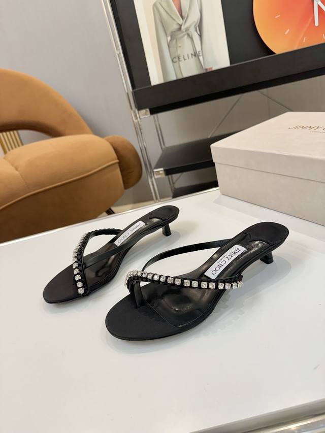 Price: Brand: Jimmy Choi 2025Ss Early Spring New Chain Rhinestone Low Heel Clip