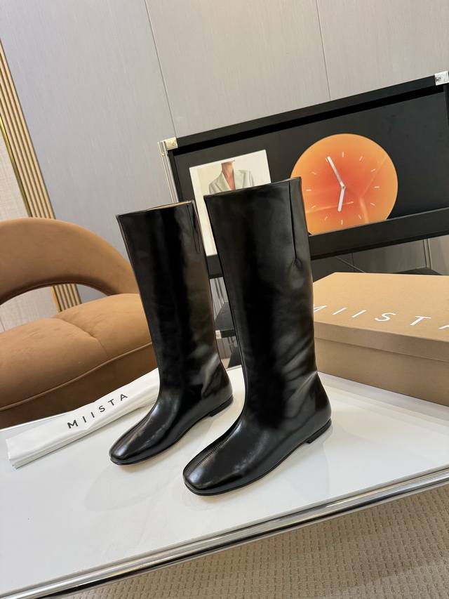 Price: Brand: Miista Miista, a niche trendy brand, presents its new 25Ss Fall/Wi