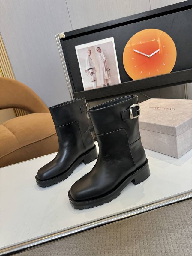 Price: Brand: Jimmy Choo Jimmy Choo 2025 Autumn/Winter New Arrival, featuring a