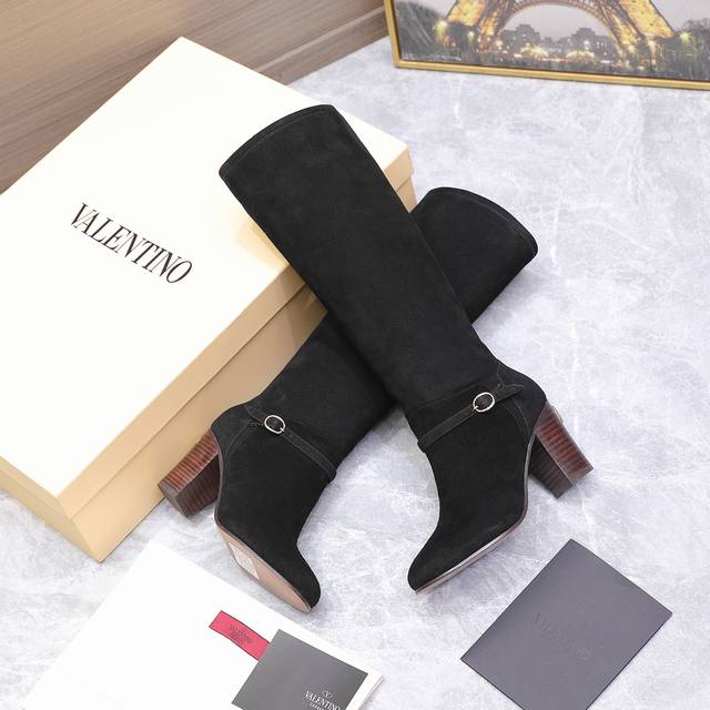 High-quality (retailer grade) Valentino 25Ss Autumn/Winter New Arrival, Small Ro High-quality (retailer grade) Valentino 25Ss Autumn/Winter New Arrival, Small Ro