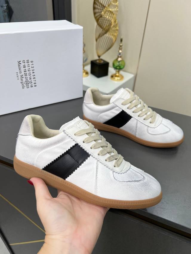 High-quality version 35-45 couple's style | German training casual sneakers, a b