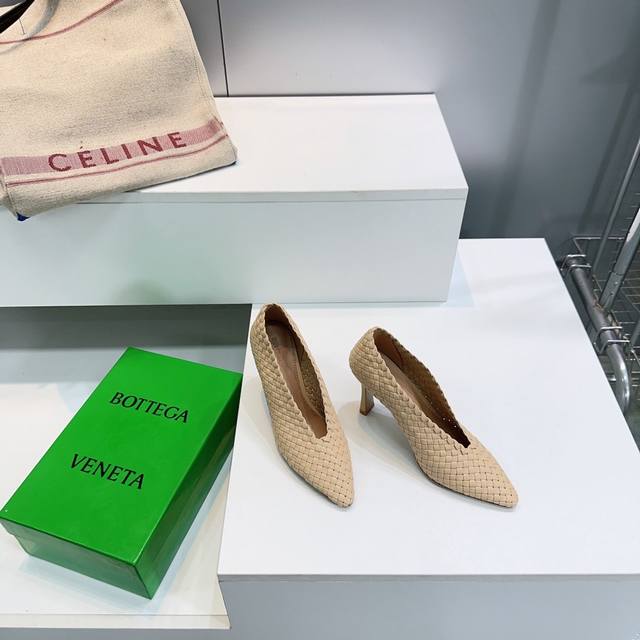 High-quality factory release! Top-quality Bottega Veneta 2025 Spring/Summer new