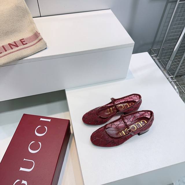 High-quality factory release! Top-quality Gucci 2025 Spring/Summer new arrival m