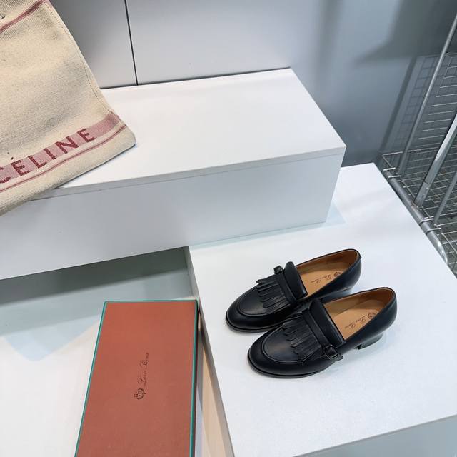 High-quality factory-made 400! Loro Piana, a niche trendy brand, presents its ea