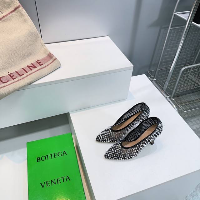 High-quality factory-made high heels! Top-quality Bottega Veneta Ss Fall/Winter High-quality factory-made high heels! Top-quality Bottega Veneta Ss Fall/Winter