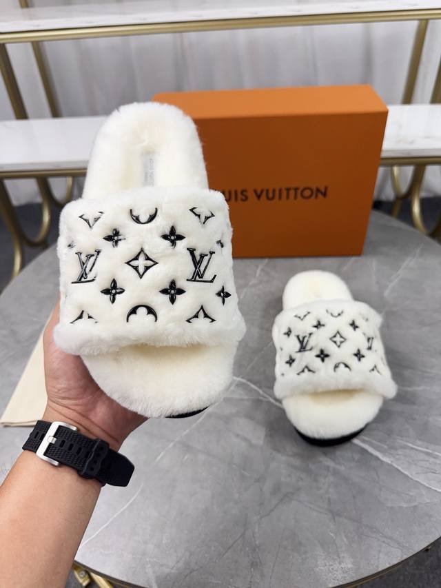 Louis Vuitton 2025 New Wool Slippers - Soft and Fine Wool, Top Quality Pure Wool