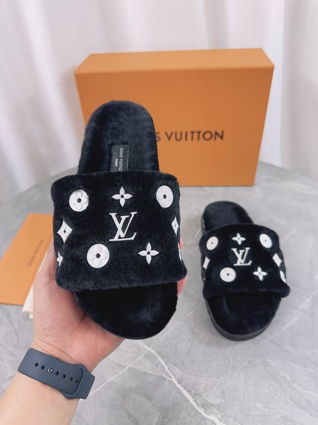 Louis Vuitton (LV) New Wool Slippers - Soft and Fine Wool, Top Quality Pure Wool