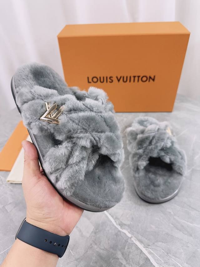 Louis Vuitton (LV) New Wool Slippers - Soft and Fine Wool, Top Quality Pure Wool
