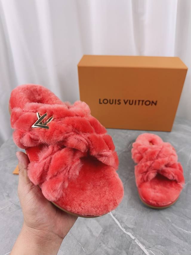 Louis Vuitton (LV) New Wool Slippers - Soft and Fine Wool, Top Quality Pure Wool