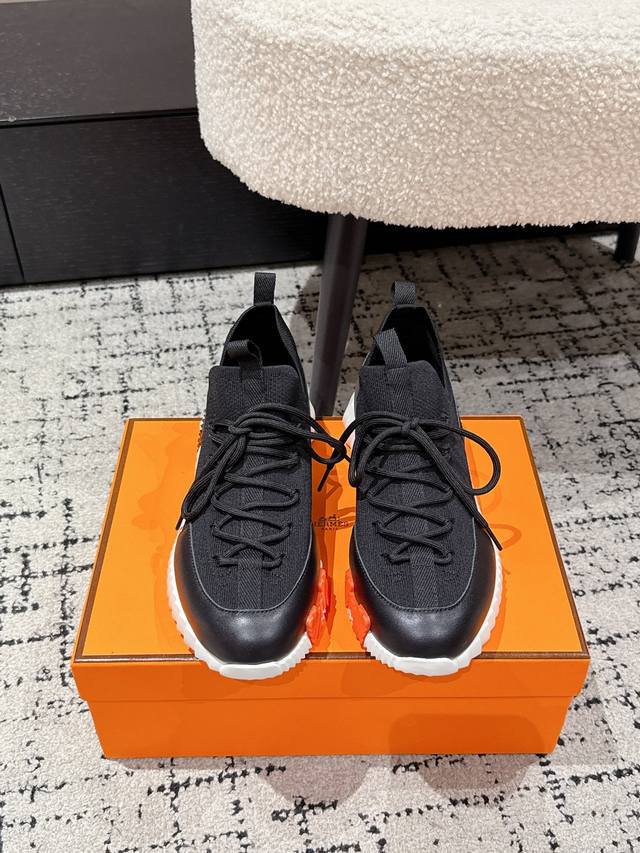 Top-tier couple's style Hermes 25 Bouncing sports casual shoes. The most comfort