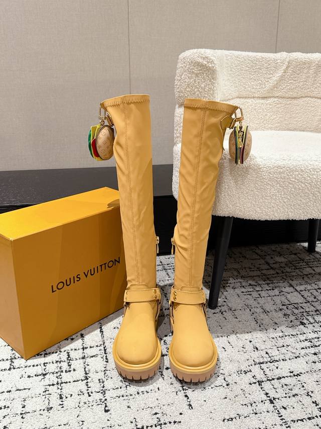 25 Louis Vuitton co-branded motorcycle ankle and knee boots series (excluding ba