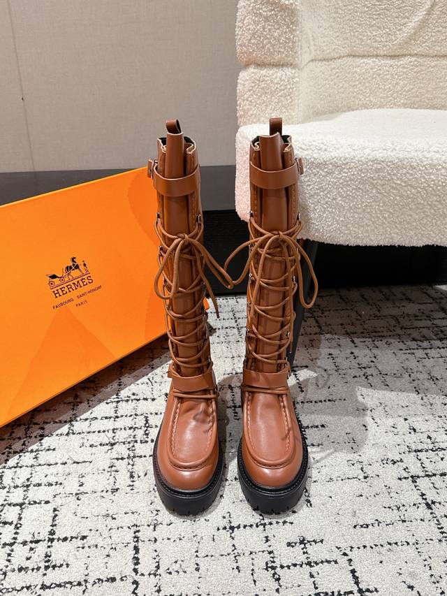 Hermes 25 Trunk Show Autumn/Winter New Long Boots. Retail price is close to 20,0