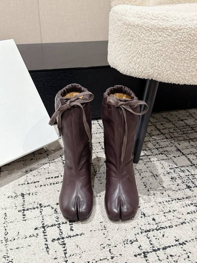 Top-tier version Maison Margiela 25 split-toe lace-up loose high-heeled ankle bo