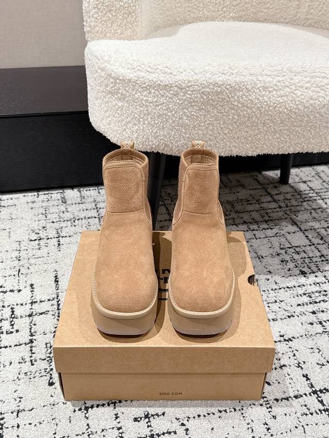 Ugg 25 Latest Snow Boots The hottest Ugg platform snow boots of the year are her