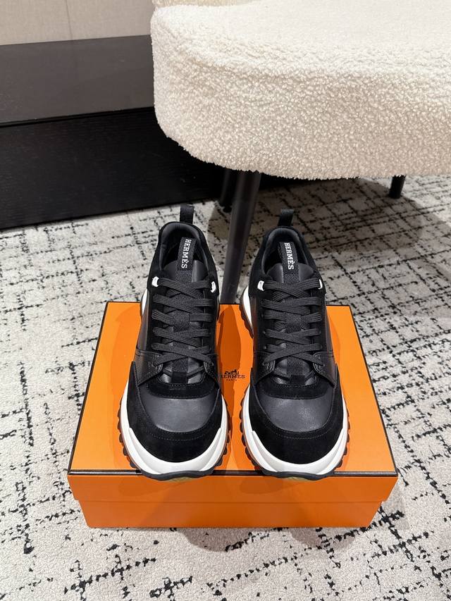 Men's Hermes 25 Leader New Round Toe Lace-up Low-top Sporty Casual Shoes. New ar