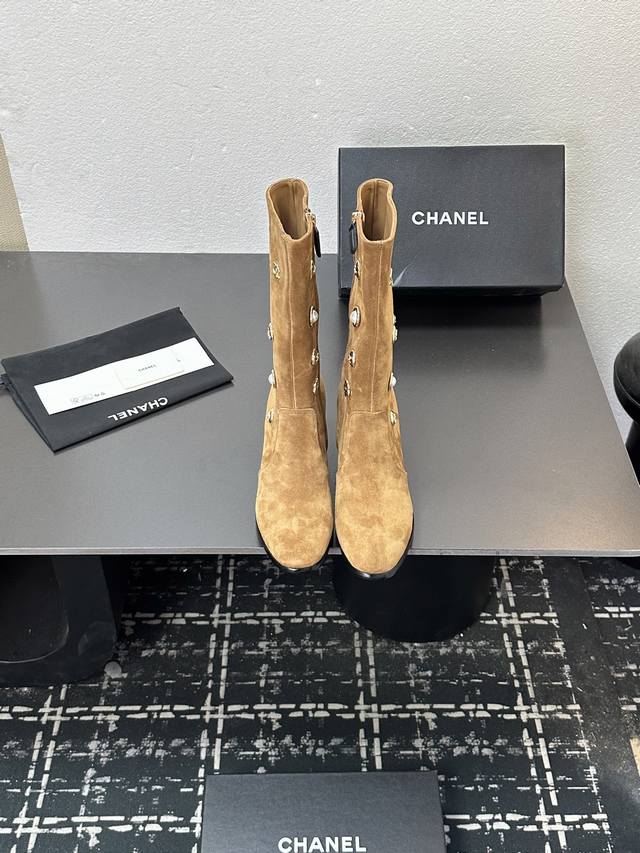 2025 Chanel Ankle Boots, a must-have item for this fall/winter season!! Chanel's