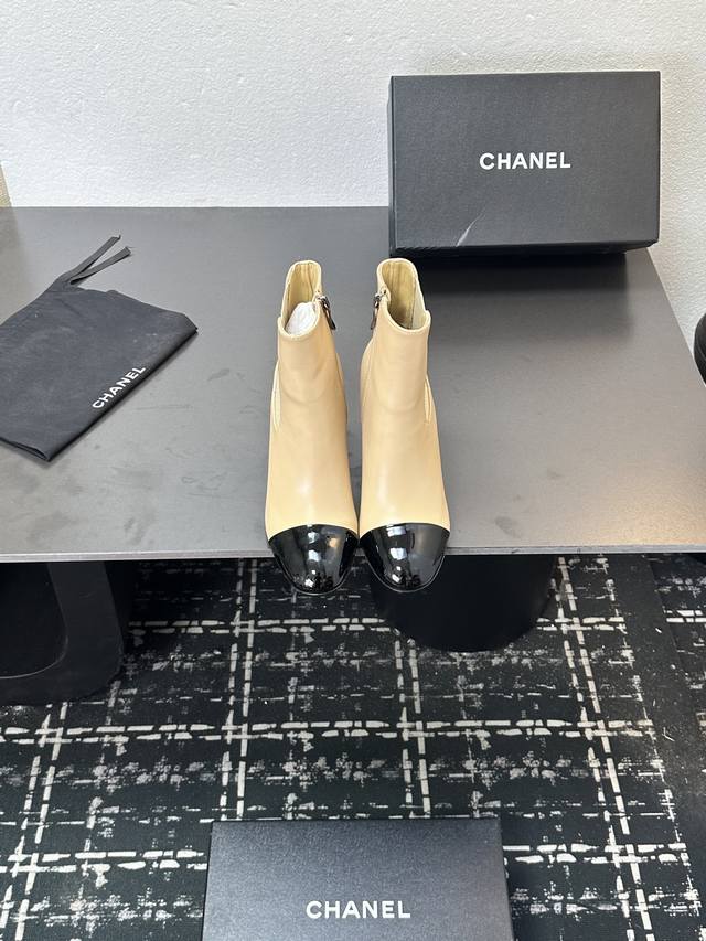 Chanel Classic Color-Blocked Pearl Heel Elastic Ankle Boots Chelsea Boots The cl