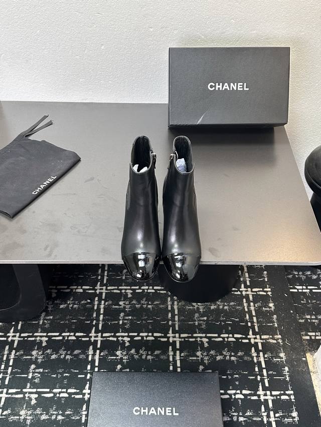 Chanel Classic Color-Blocked Pearl Heel Elastic Ankle Boots Chelsea Boots The cl