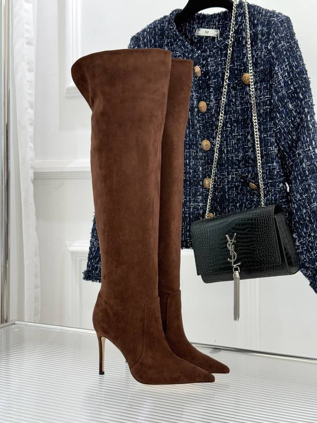 Factory Price Gianvito Rossi 25Wf New Pointed Toe Retro Over-the-Knee High-Heele