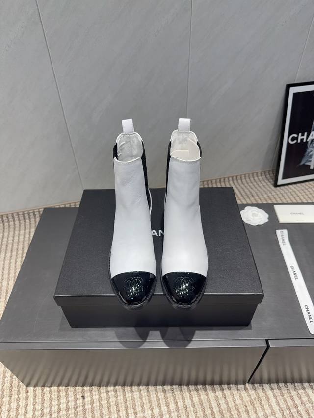 Factory: Exclusive Top-Tier Version Chanel*2025 VS Autumn/Winter New Boots Serie