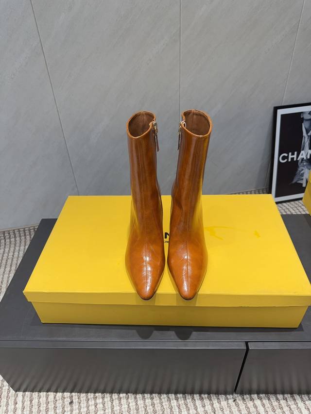 Factory: Exclusive Top-Tier Version F*Endi 2025 VS Latest Fashion Hot Shoe Serie