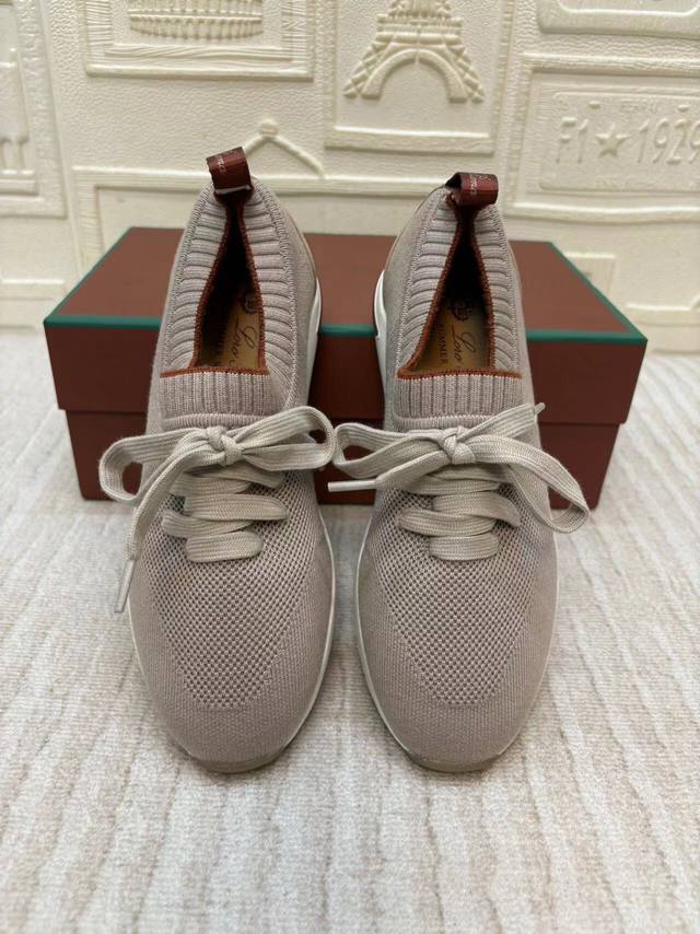 Men's and Women's 300 Loro Piana Couple Style High-Craftsmanship Knitted Shoes.