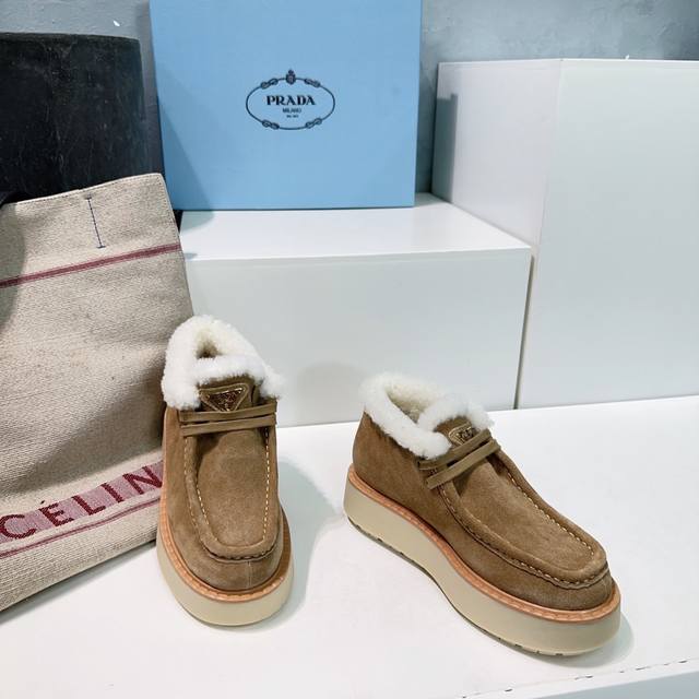 High-quality factory! Top-quality Prada 2025 Autumn/Winter latest thick-soled wa