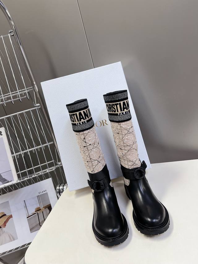 Dior Fall/Winter Classic Mocha Rider Boots. A must-have for many celebrities and