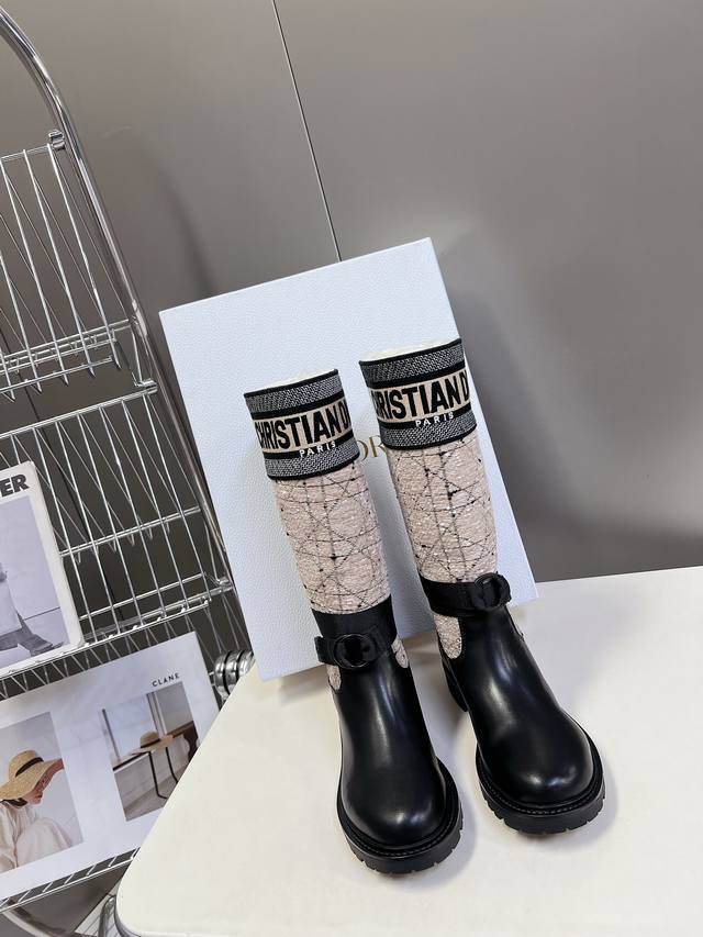 Dior Fall/Winter Classic Mocha Rider Boots. A must-have for many celebrities and